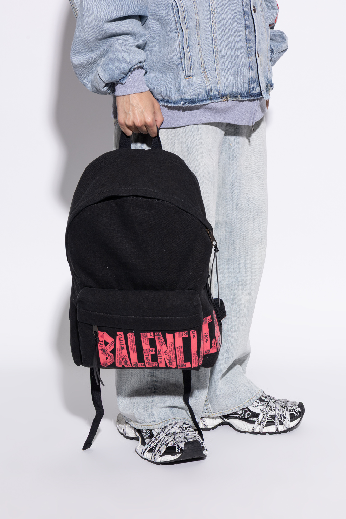 BALENCIAGA 21AW WHEEL BACKPACK 総柄ロゴ Balenciaga Wheel Logo Backpack – Jacob James